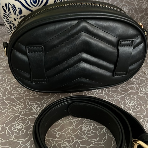 Unused Waist bag. (copy) - Picture 3 of 4